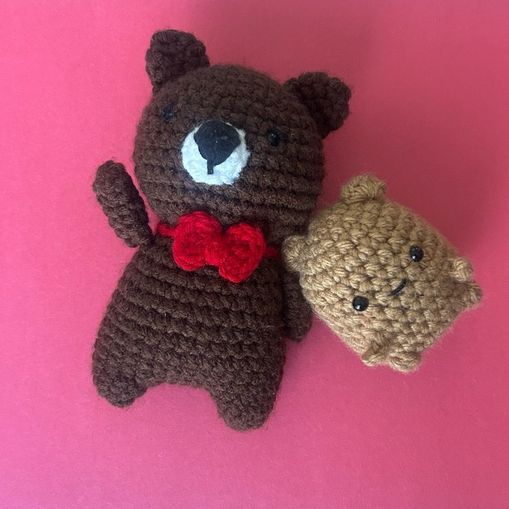 crotchet big bear and small bear plushies